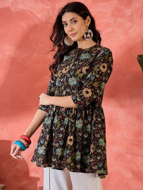 Floral Printed Mandarin Collar Longline Top