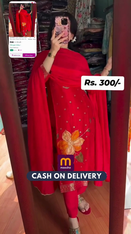 Women Silk Blend Kurti Pant Dupatta Set