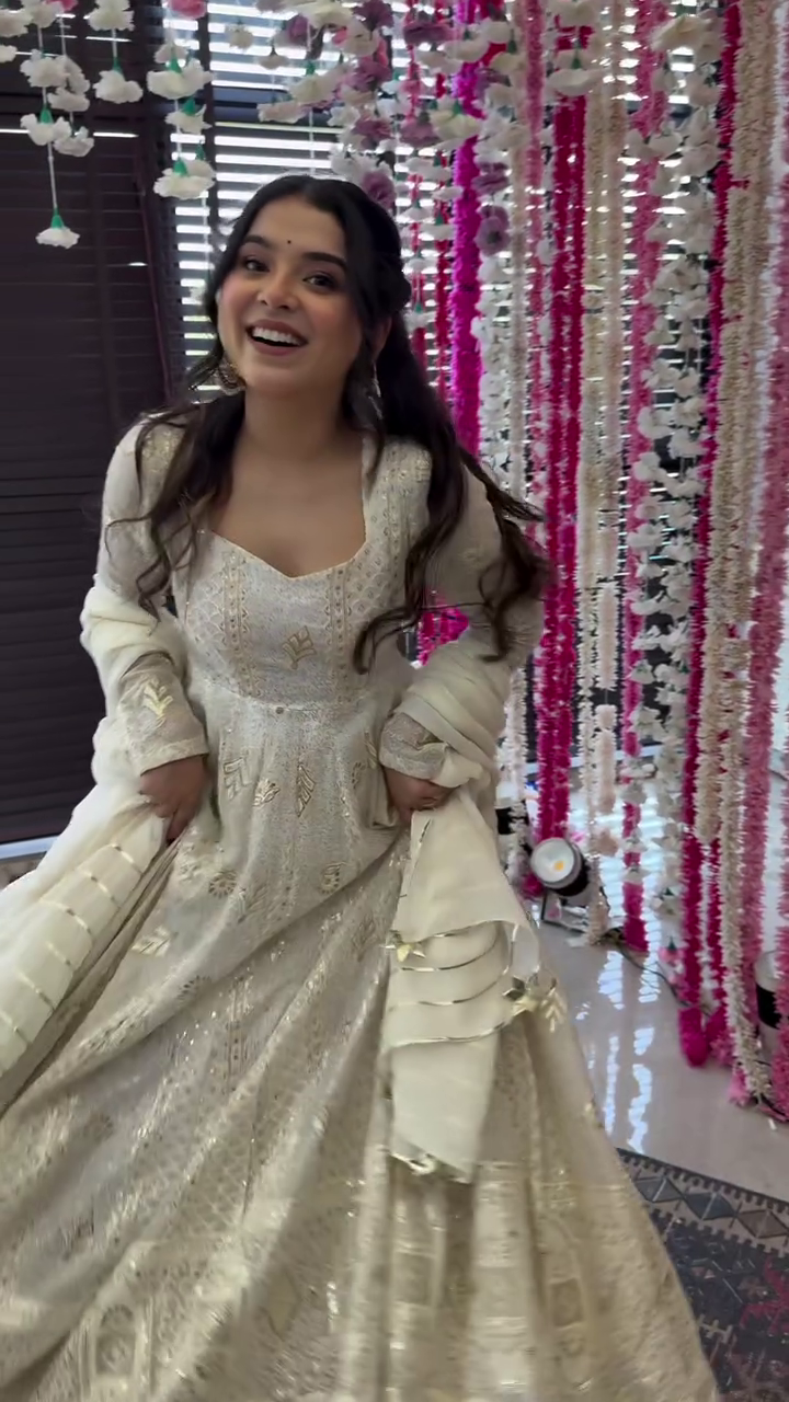 WHITE EMBROIDERED GEORGETTE ANARKALI FULLY STITCHED SUIT SET