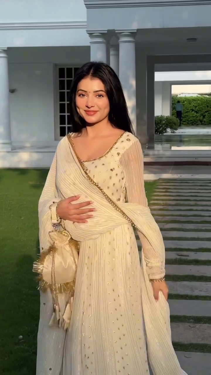 CHANDANI SUIT SET