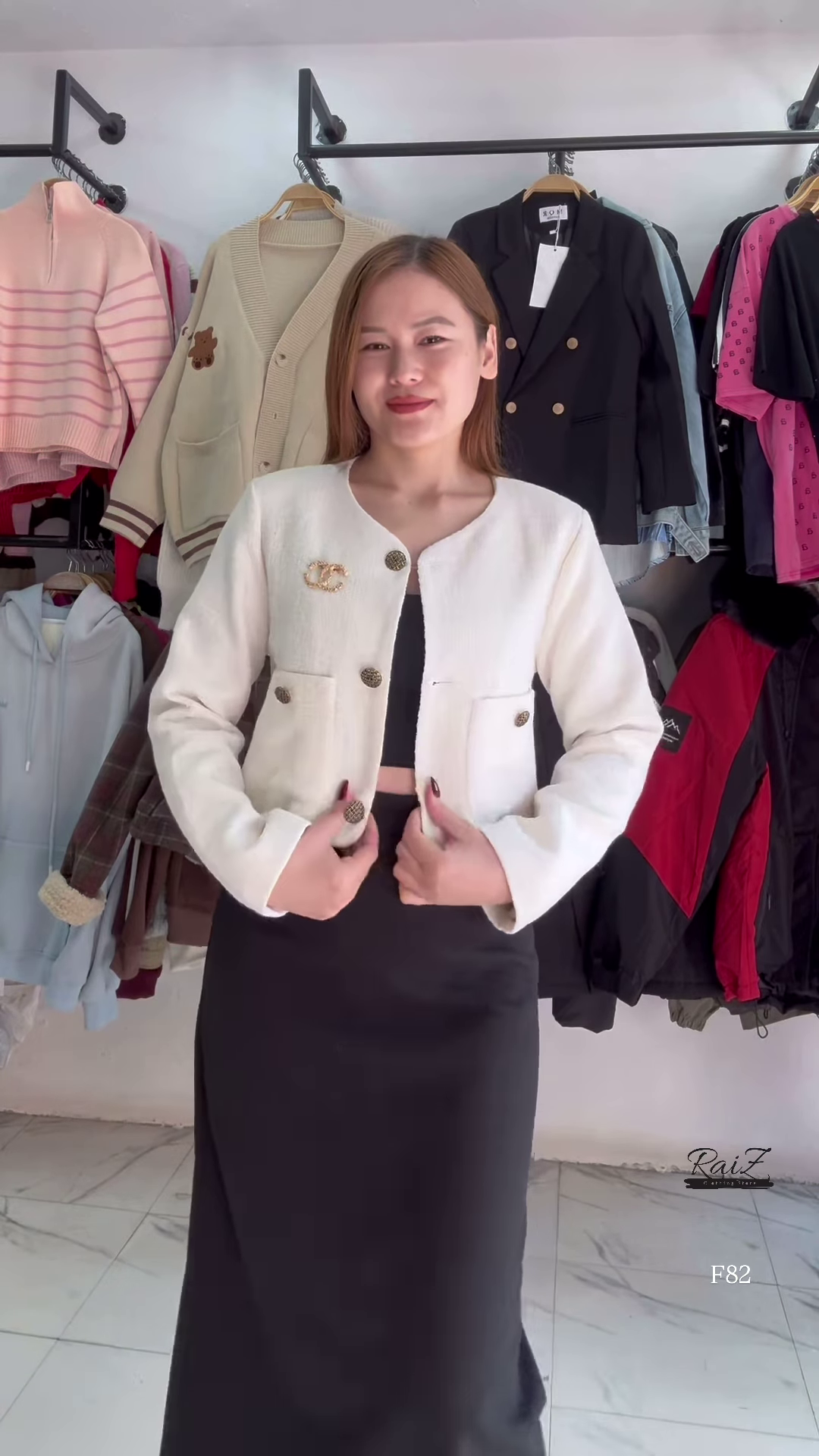 Elegant Cream Cropped Jacket β Redefine Your Classic Look with Chic Sophistication π€β¨ - Image 2