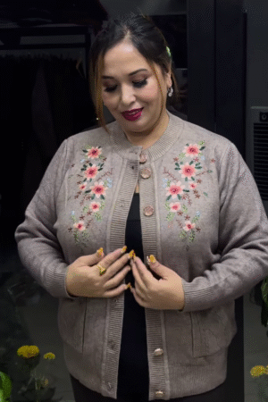 Embroidered Floral Cardigan – Elegant Warmth with Everyday Comfort 🌸🧥