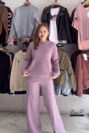 Solid Knit Co-ord Sets 🧶🖤 With Sweater & Matching Bottoms – Black, Red & Purple Variants